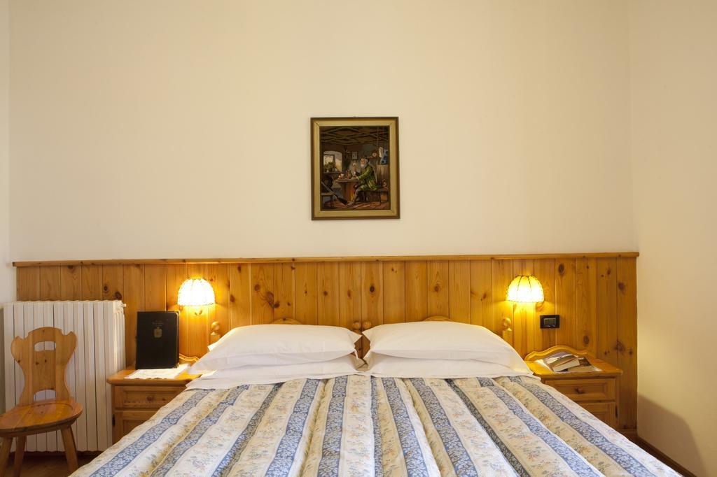 Hotel Bellaria - Кортина-д'Ампеццо Номер фото