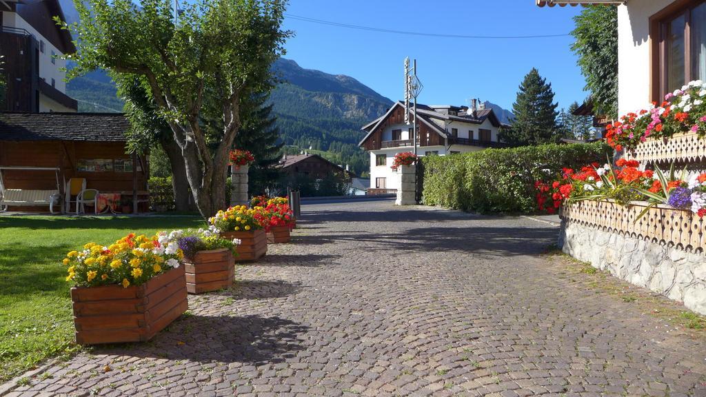 Hotel Bellaria - Кортина-д'Ампеццо Экстерьер фото